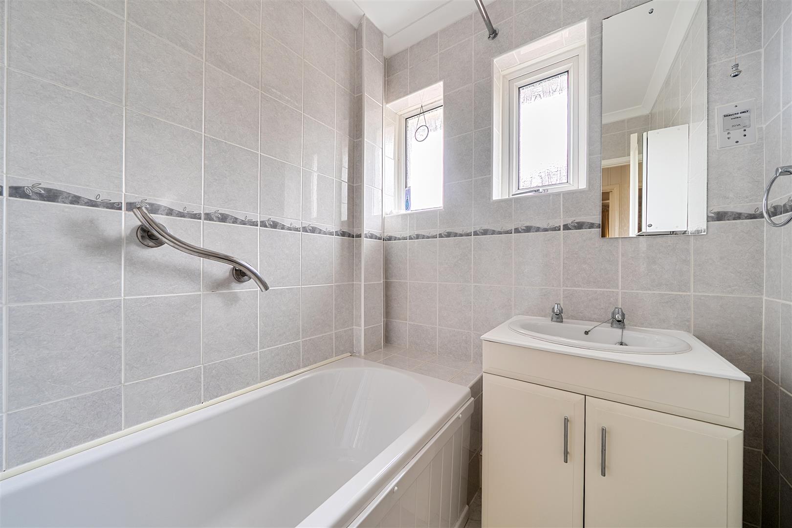 Maes-Yr-Awel, Llansamlet, Swansea, SA7 9SW